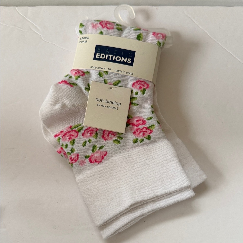 New Basic Edition Ladies 2 Pair Socks